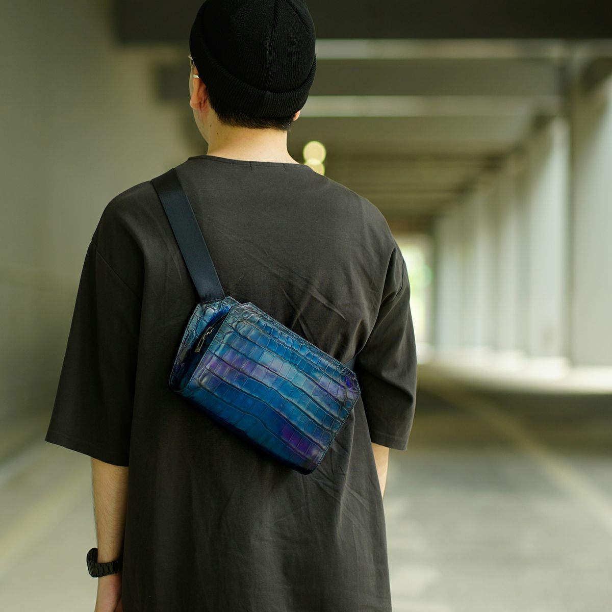 YFA052 クロコダイル ボディバッグ - yuhaku online shop