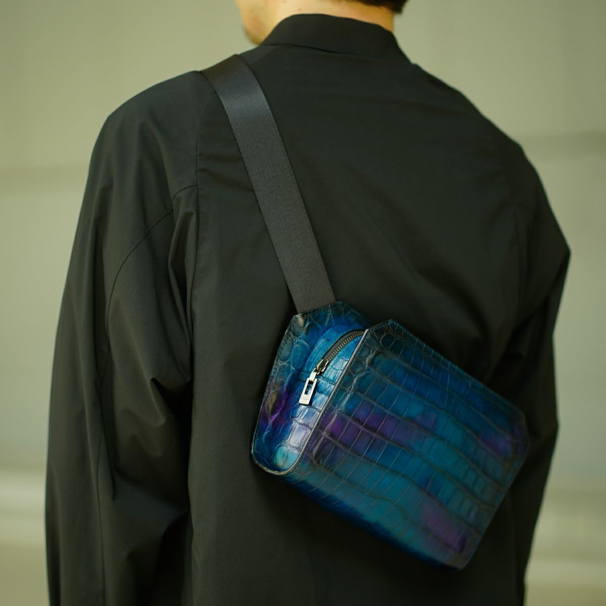 YFA052 クロコダイル ボディバッグ - yuhaku online shop