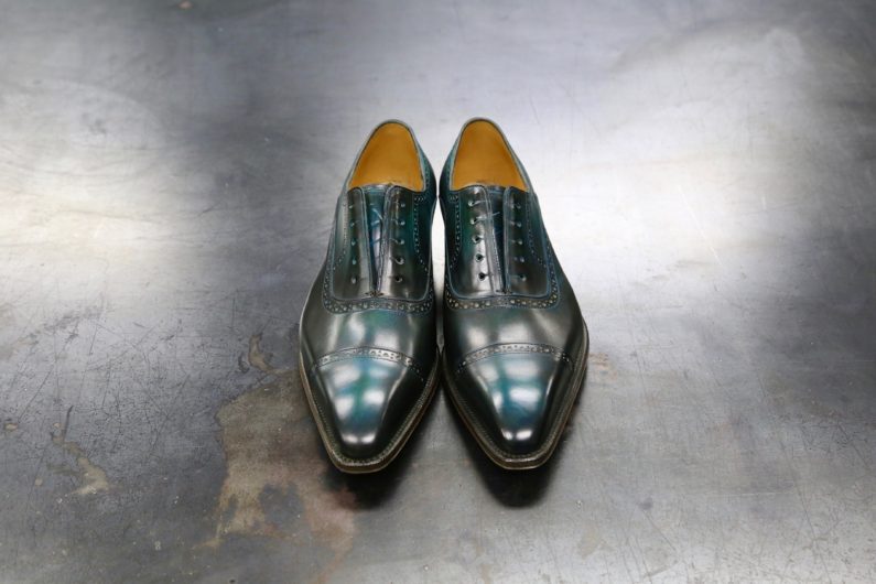 yuhakuのルーツでもある手染めの革靴 – yuhaku online shop